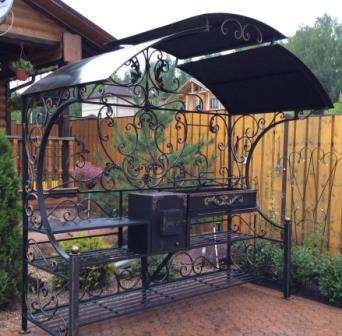 Загородный участок предназначен не только для активной деятельности, но и для приятного времяпрепровождения