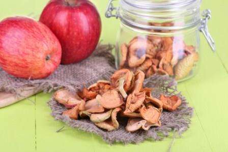 Конечно, чем больше сушки, тем сложнее за ней уследить, поэтому лучше не запасайтесь слишком большим количеством продукта.